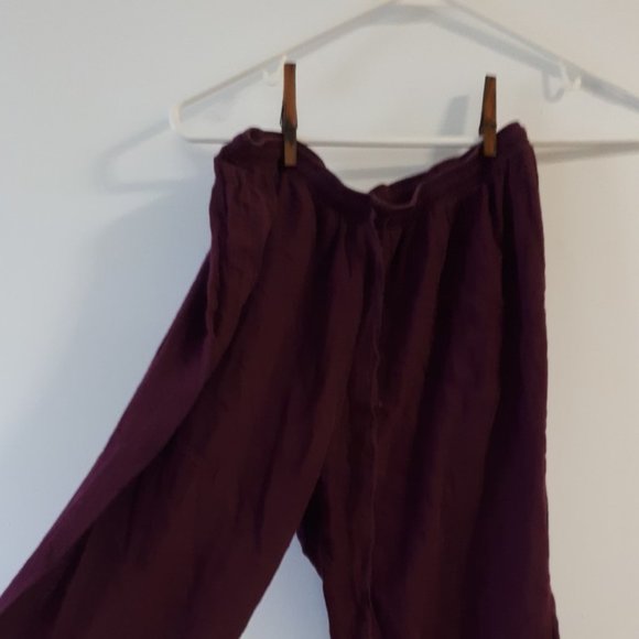 Burgundy Capri Pant - Picture 2 of 2